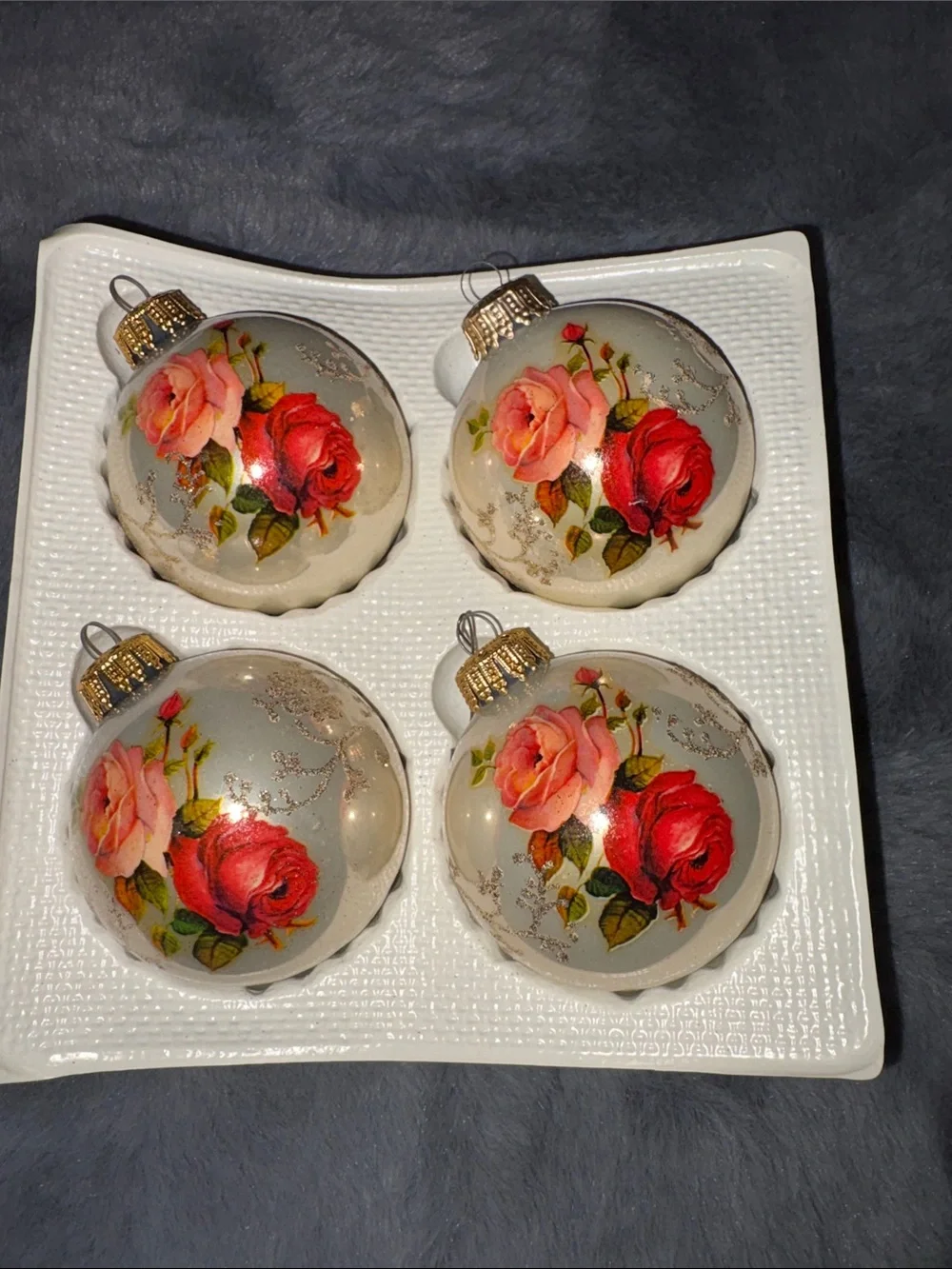 4 Vintage Christmas by Krebs Glass Ornaments Victorian Red & Pink Roses Memories